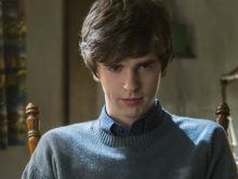 Freddie Highmore photo