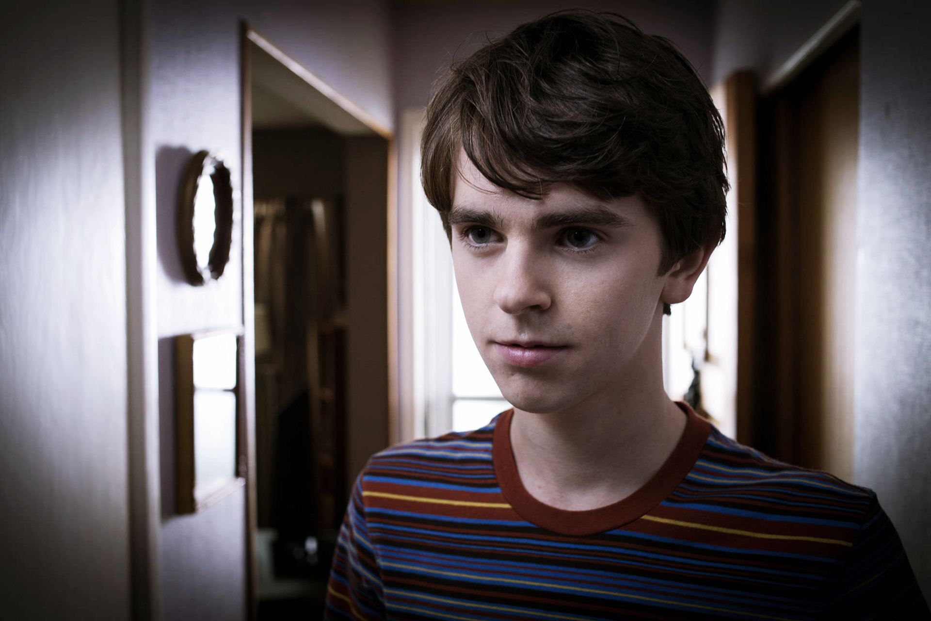 Pictures of Freddie Highmore
