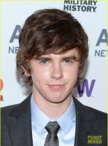 Freddie Highmore