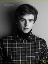 Freddie Highmore photo