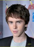 Freddie Highmore