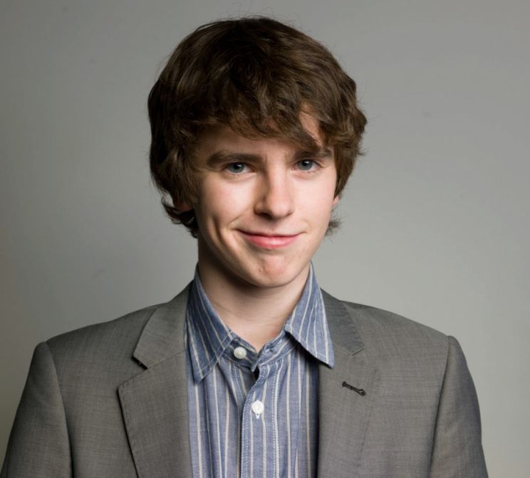 Freddie Highmore