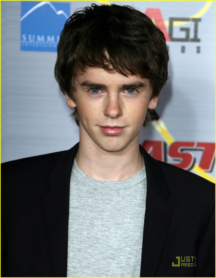 Freddie Highmore