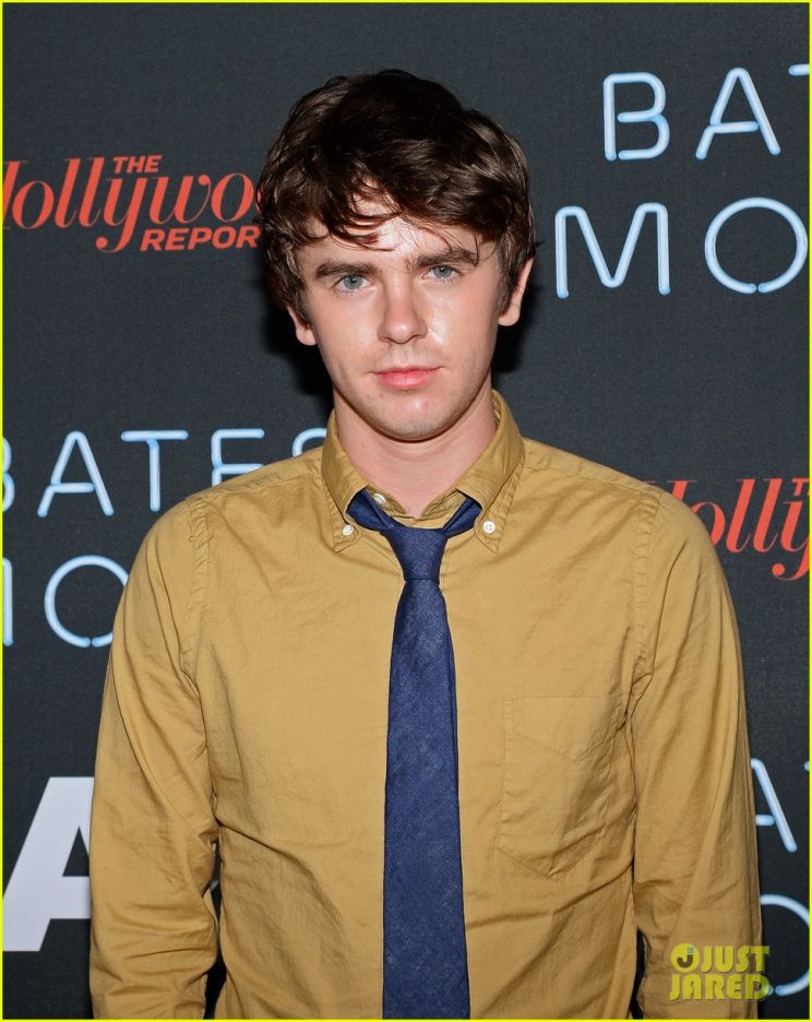 Freddie Highmore