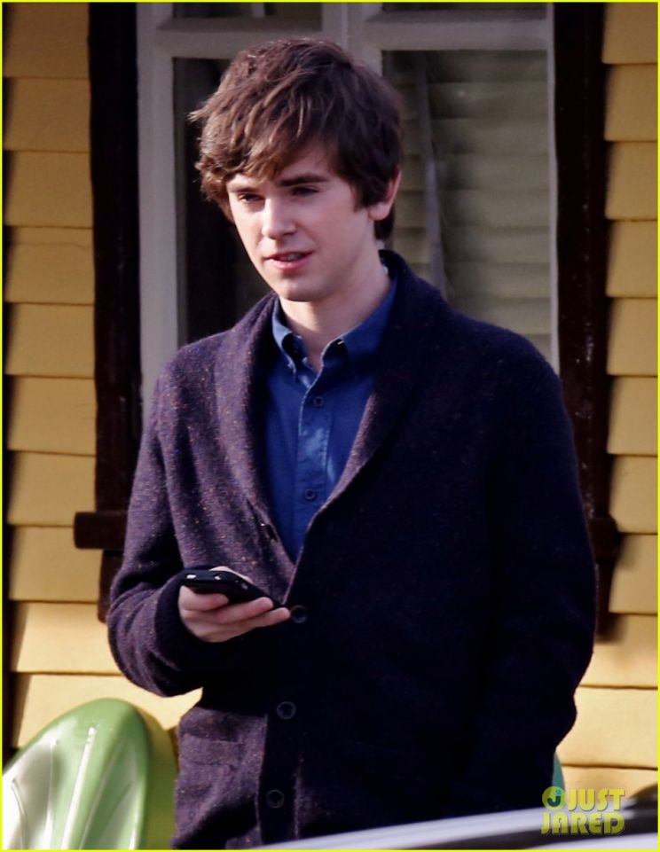 Freddie Highmore