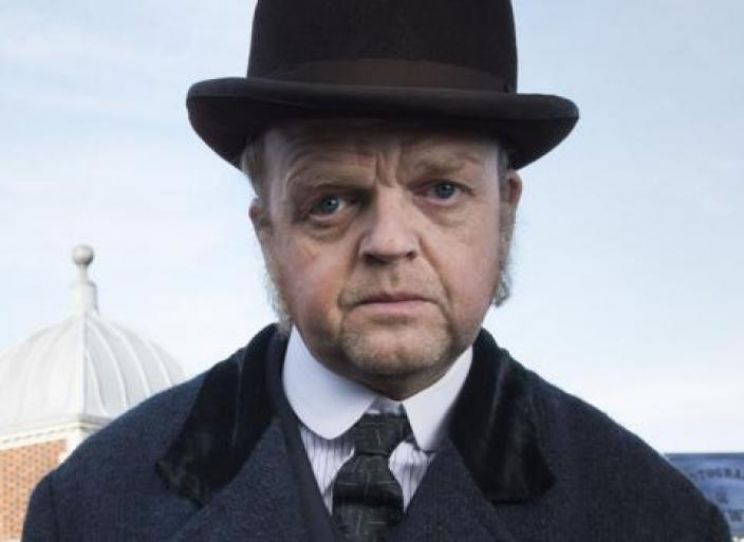 Freddie Jones
