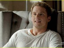 Freddie Stroma