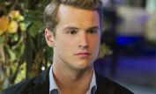 Freddie Stroma