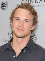 Freddie Stroma