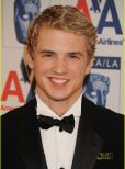 Freddie Stroma