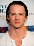 Freddie Stroma