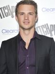 Freddie Stroma