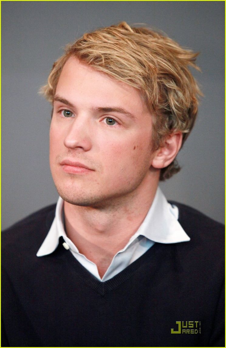 Freddie Stroma