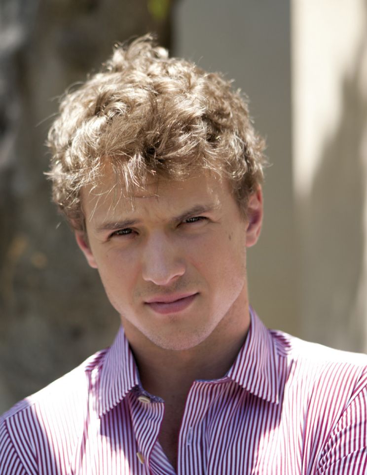 Freddie Stroma