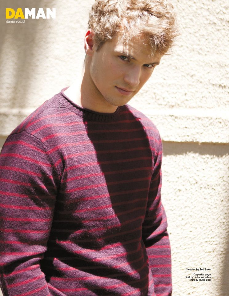 Freddie Stroma