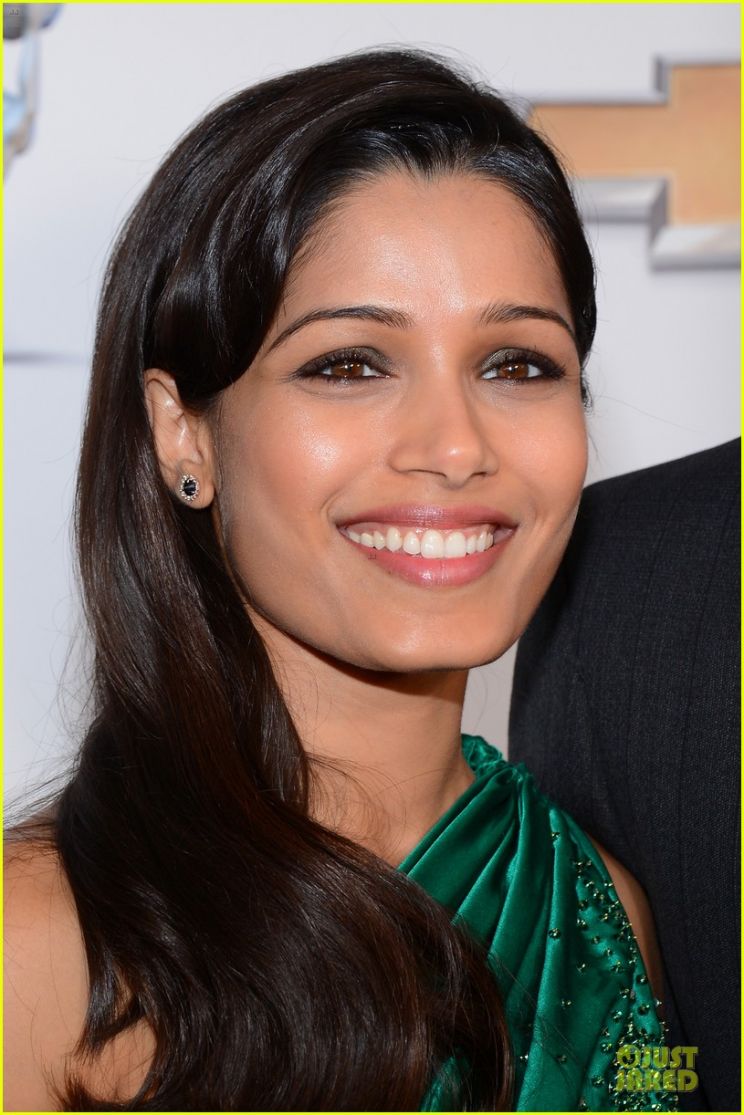 Freida Pinto