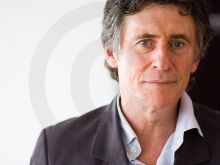 Gabriel Byrne