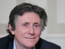 Gabriel Byrne