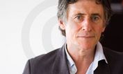 Gabriel Byrne