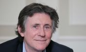 Gabriel Byrne