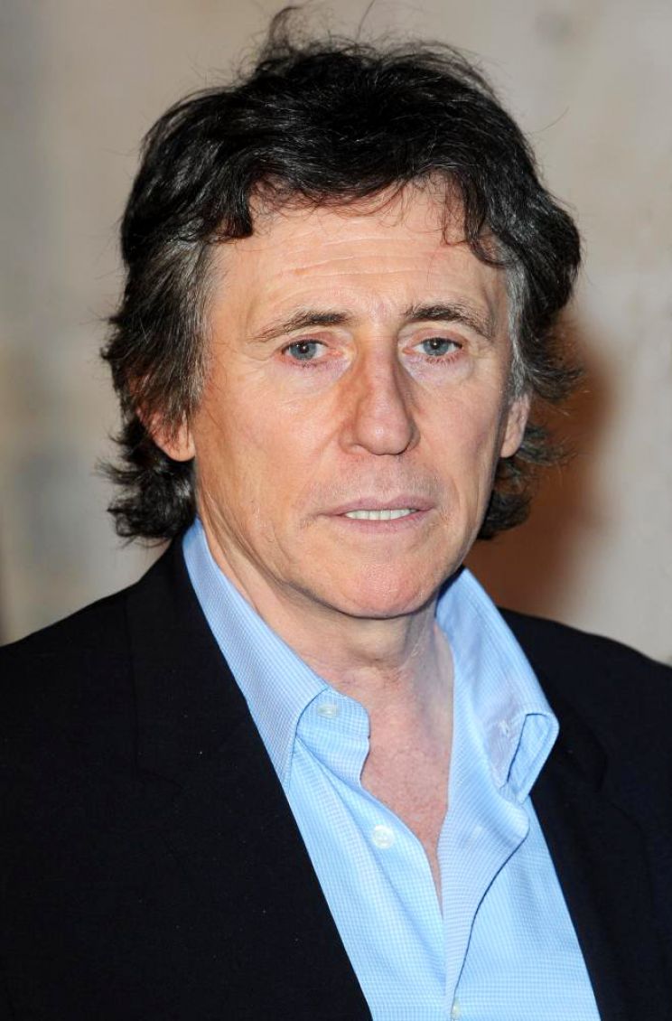 Gabriel Byrne