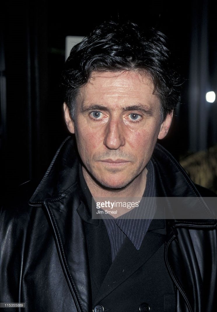 Gabriel Byrne