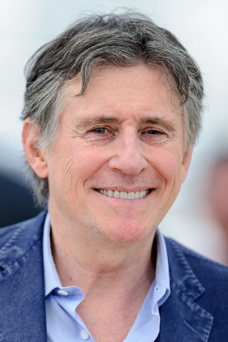 Gabriel Byrne