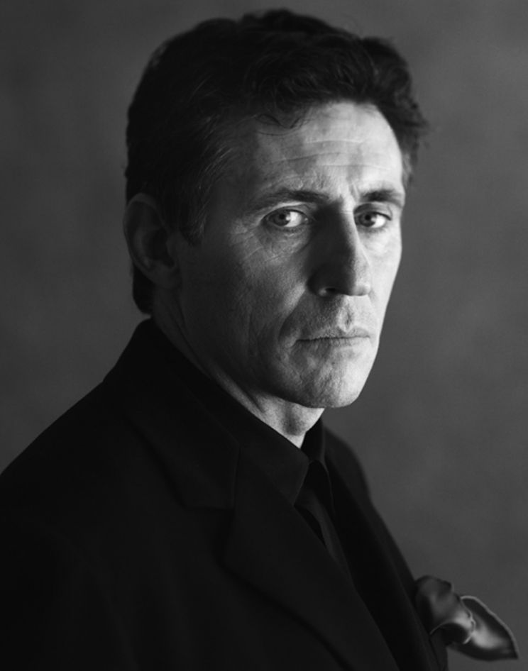 Gabriel Byrne