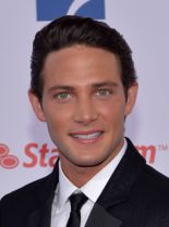 Gabriel Coronel #1602407 picture (Portrait Medium)