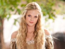 Gabriella Wilde