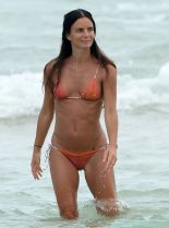 Gabrielle Anwar