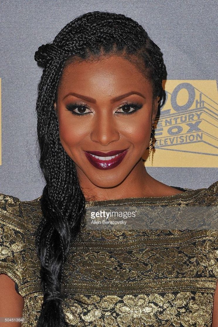 Gabrielle Dennis