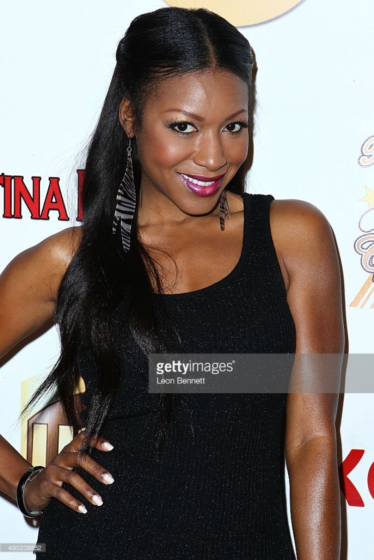 Gabrielle Dennis