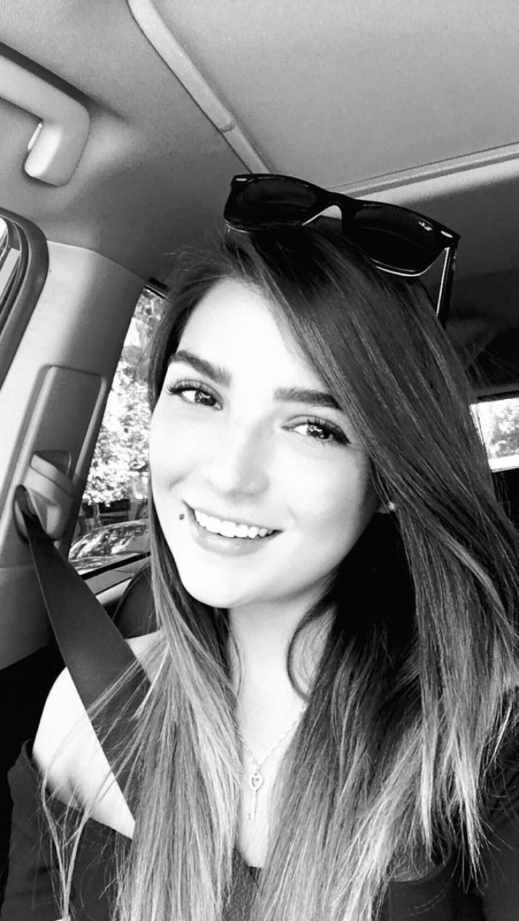 Gaby Mellado