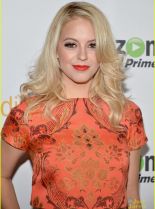 Gage Golightly photo