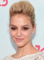 Gage Golightly photo