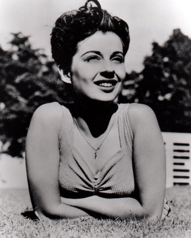 Gail Russell