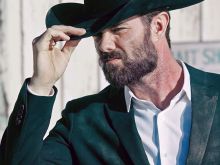 Garret Dillahunt