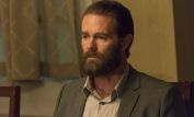 Garret Dillahunt