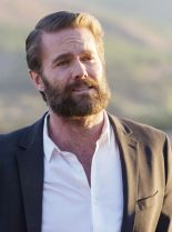 Garret Dillahunt