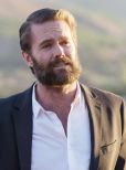 Garret Dillahunt