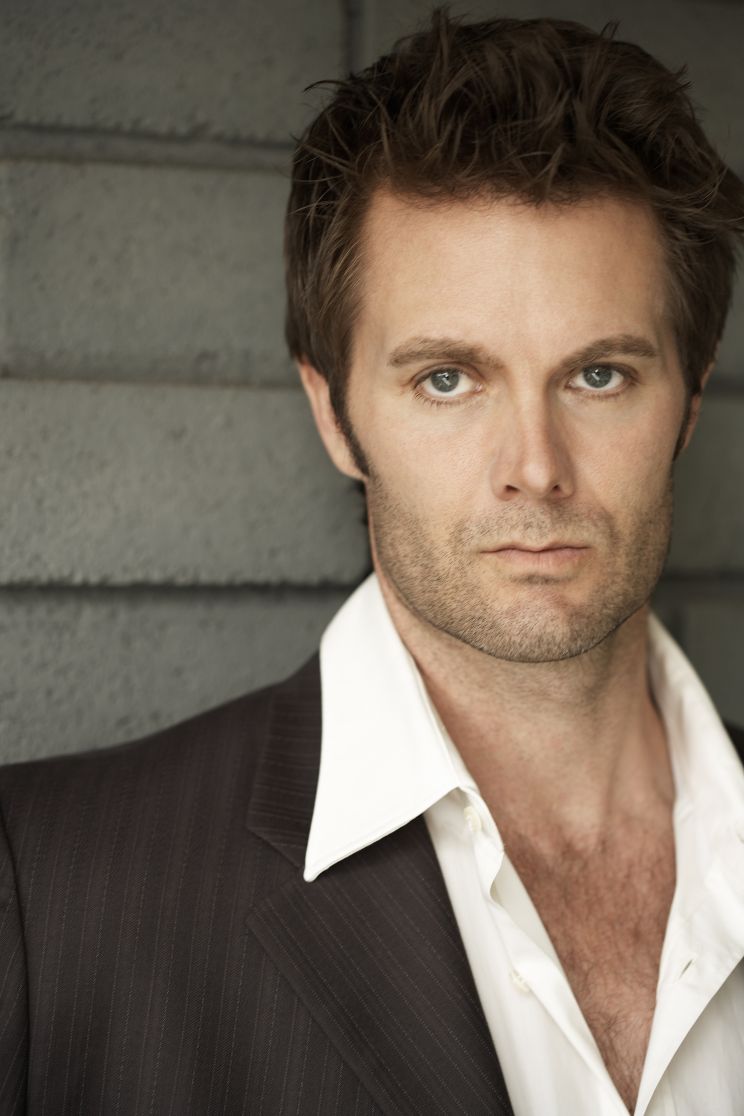 Garret Dillahunt