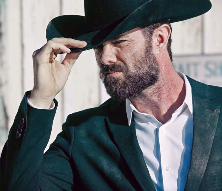 Garret Dillahunt