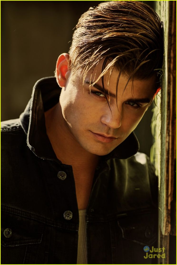 Garrett Clayton