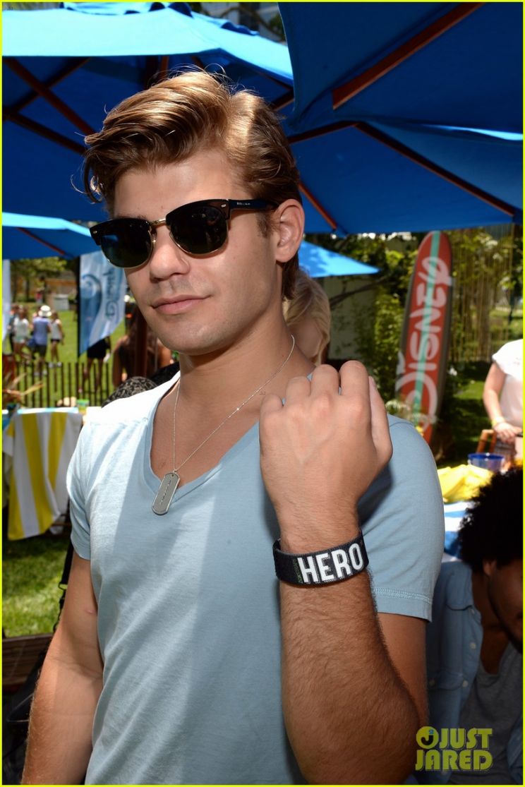 Garrett Clayton