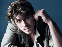 Garrett Hedlund