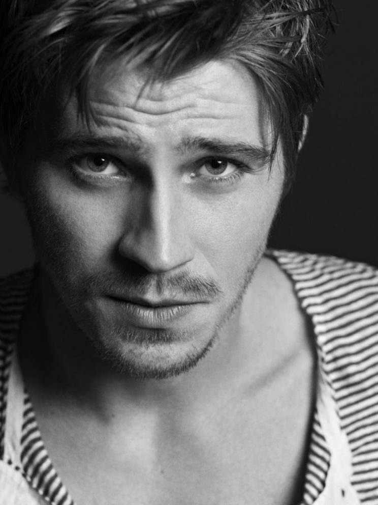 Garrett Hedlund