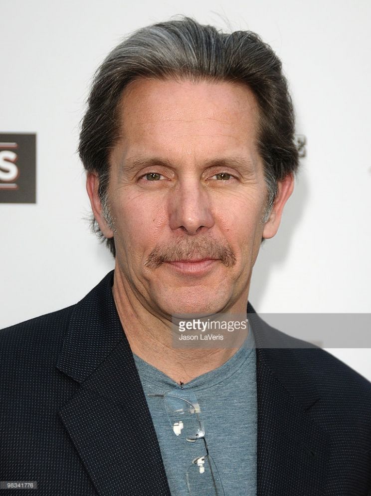 Gary Cole