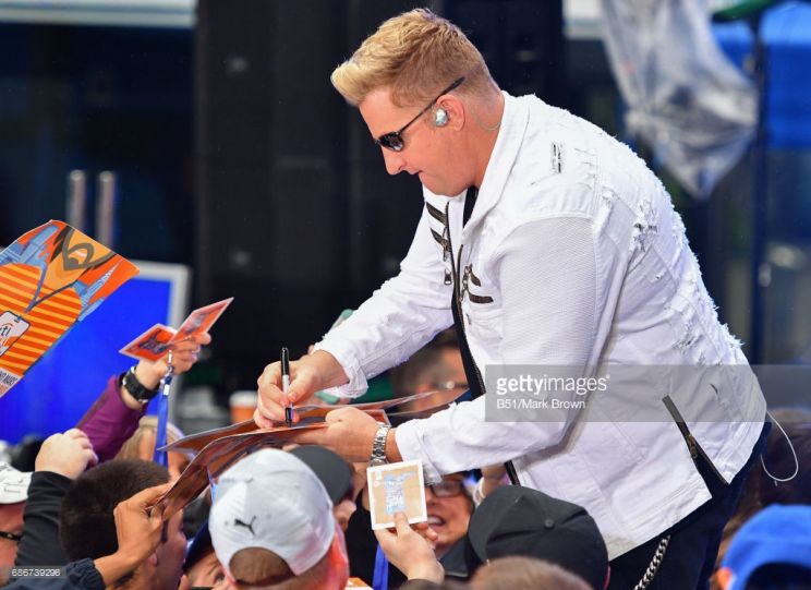 Gary LeVox