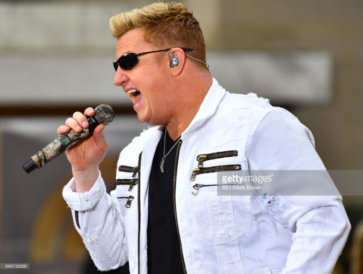 Gary LeVox